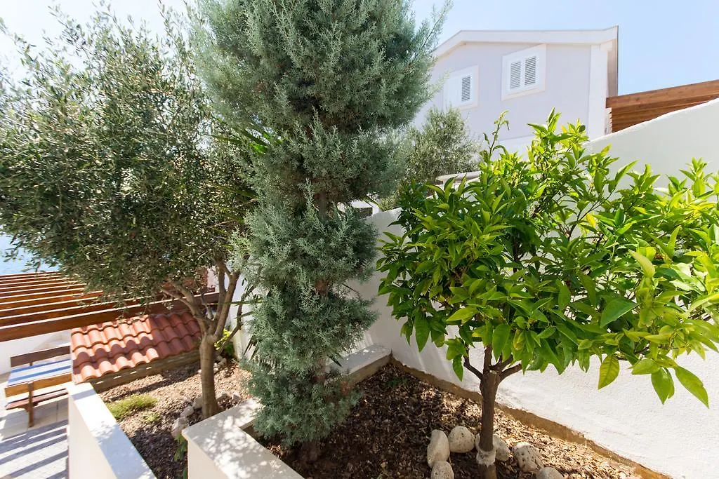 Apartments Wisibada Trogir