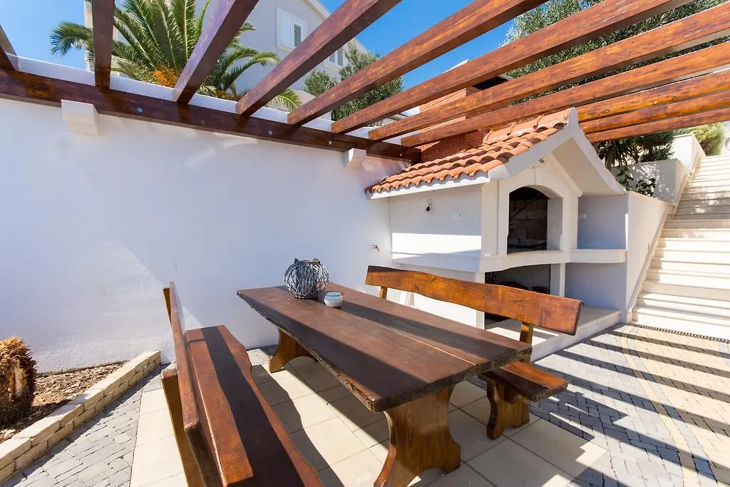 Apartments Wisibada Trogir Chorwacja