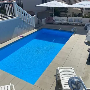 Madzari - Ciovo - Pool Trogir